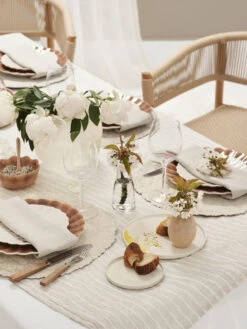 Mateus Oyster πιάτο 28 Cm 10 Mateus Oyster πιάτο 28 Cm -Κατάστημα Marimekko 46218 01 11 EnvironmentImage f0373046ab