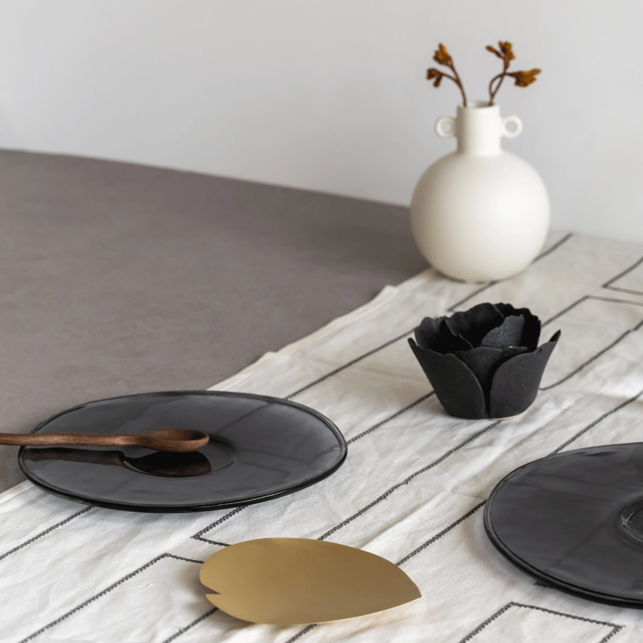 UNC πιάτο ανακυκλωμένο γυαλί Ø23 Cm 2 UNC πιάτο ανακυκλωμένο γυαλί Ø23 Cm - Image 2