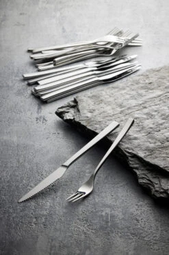 Gense Fuga μαχαιροπίρουνα για γκριλ 12 τεμάχια 6 Gense Fuga μαχαιροπίρουνα για γκριλ 12 τεμάχια -Κατάστημα Marimekko 509870 01 3 EnvironmentImage 5ae26d8b3c