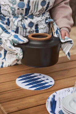 Sill βάση κατσαρόλας 5 Sill βάση κατσαρόλας -Κατάστημα Marimekko 6094 02 40 EnvironmentImage 39a105198d