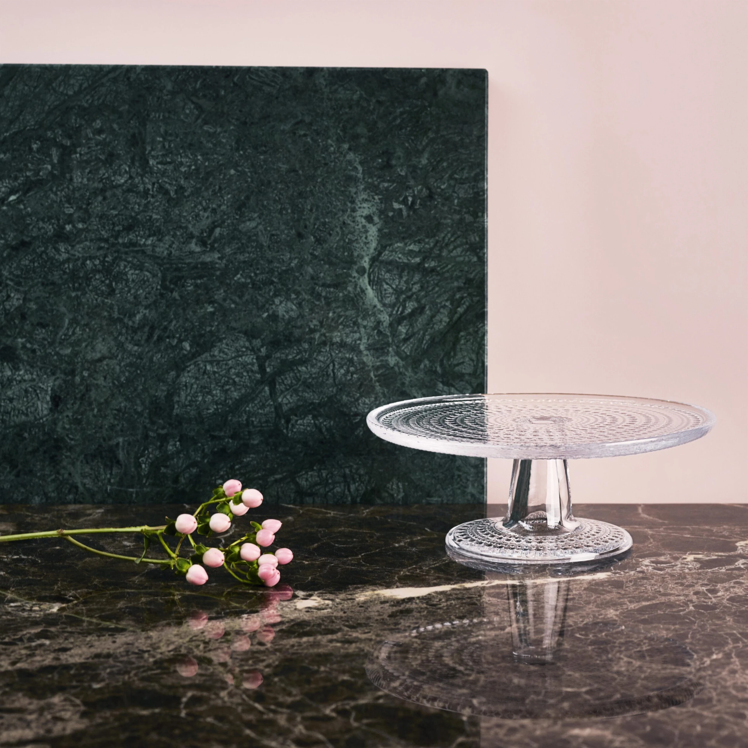 Iittala Kastehelm βάση κέικ μικρή 3 Iittala Kastehelm βάση κέικ μικρή - Image 3