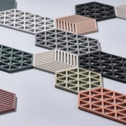 Zone Denmark Triangle βάση για πιατέλες -Κατάστημα Marimekko p 31002 01 03 da7bdaa4b1